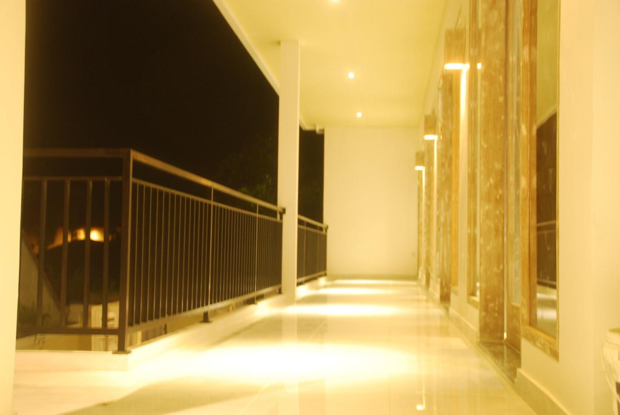 Hotel Sugiras Living Denpasar Pokoj fotografie